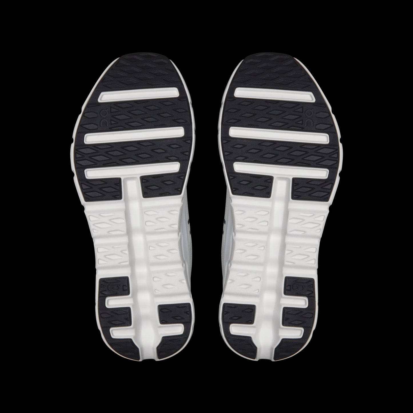 Women’s ON Cloudtilt Black/Ivory